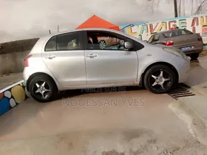 Toyota Yaris 2006 Gris