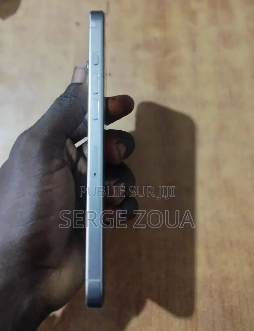 New Apple iPhone 16 Pro Max 256 GB Gris