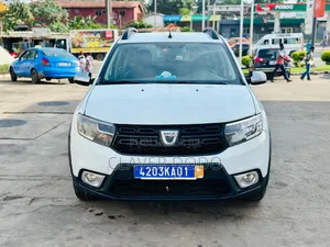 Photo - Renault Sandero 2018 Blanc