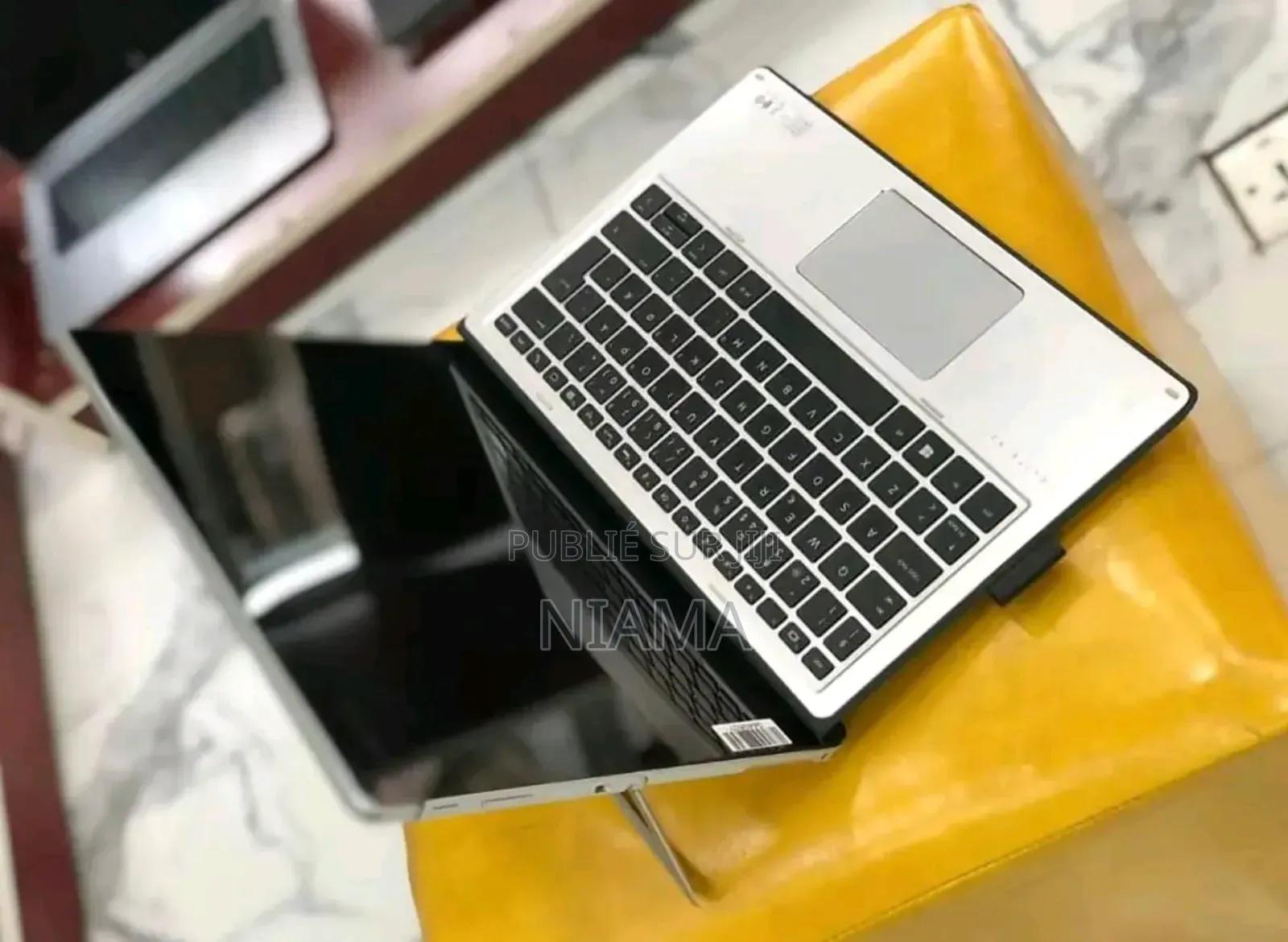 New Ordinateur Portable HP Elite X2 1011 G1 8GB Intel Core I5 SSD 256GB