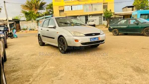 Ford Focus Clipper 2002 Blanc