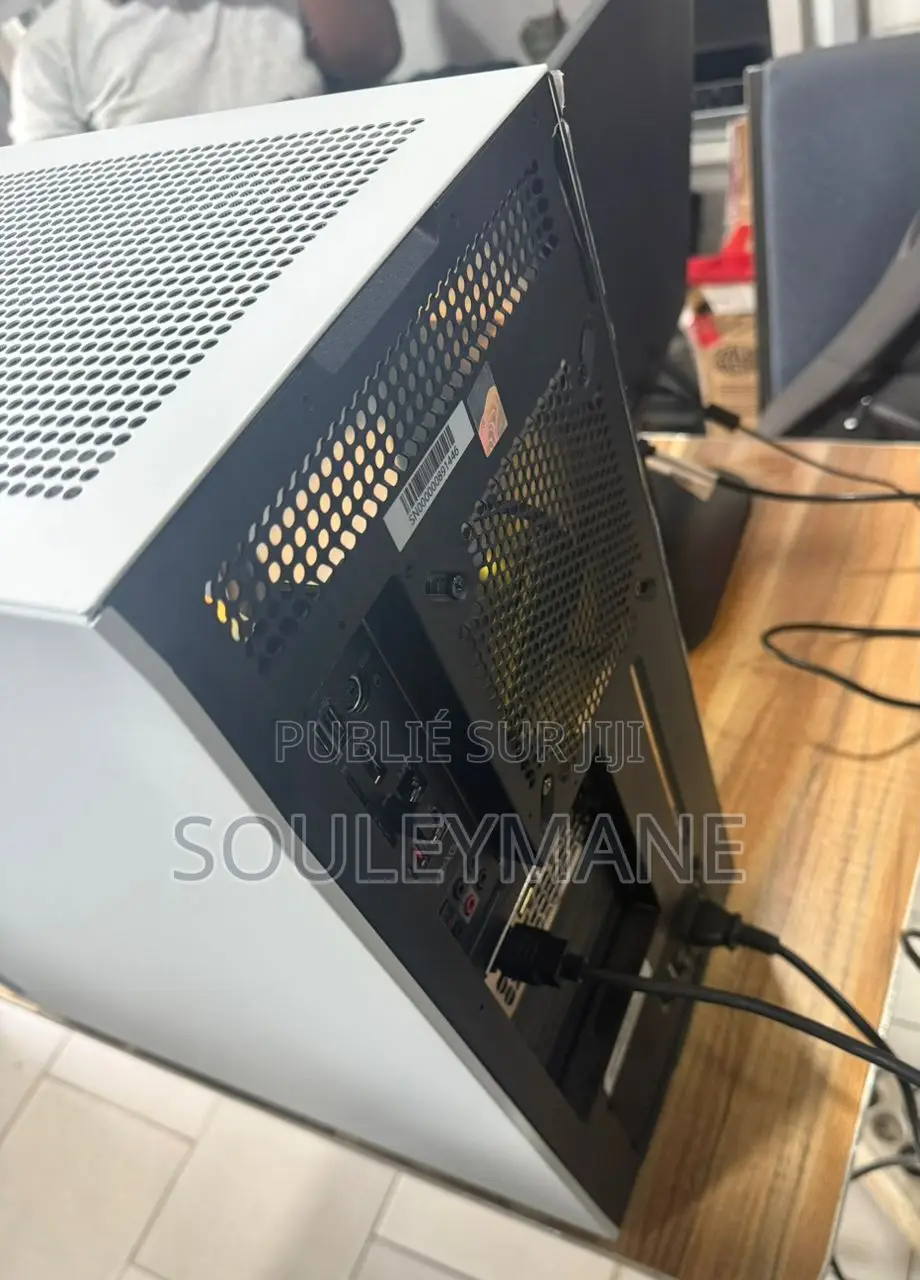 New MSI Vortex G65VR 7RE SLI 16GB AMD Ryzen 5 SSD 1T