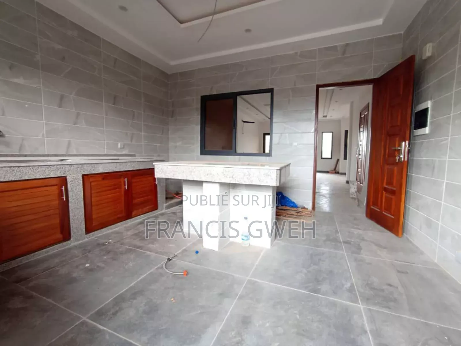 2chbre Appartement dans Francis Gweh, Cocody à Louer