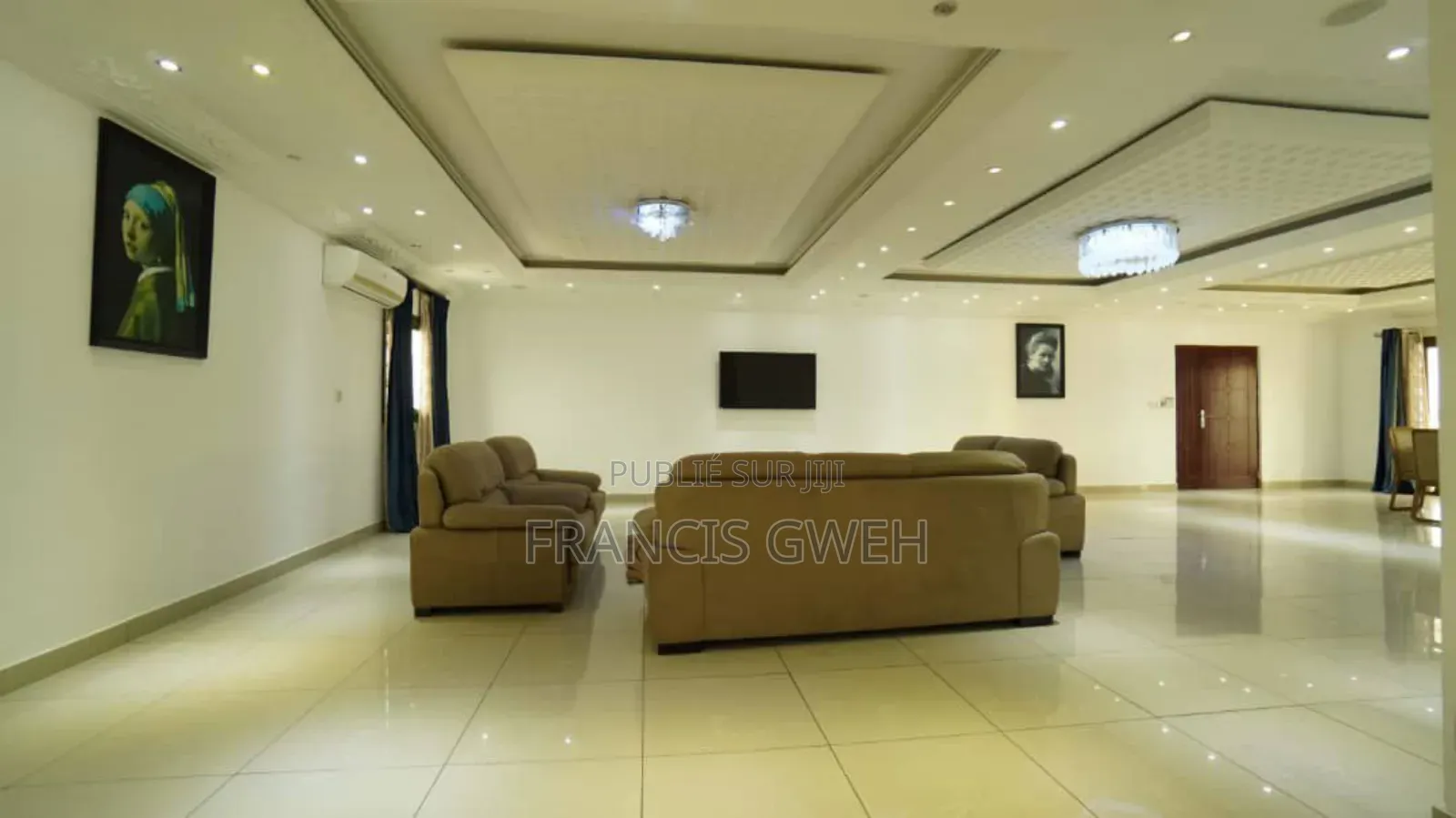 Furnished 11chbre Duplex dans Francis Gweh, Cocody à Louer