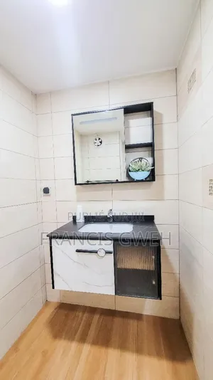 Furnished 4chbre Appartement dans Francis Gweh, Cocody à Louer