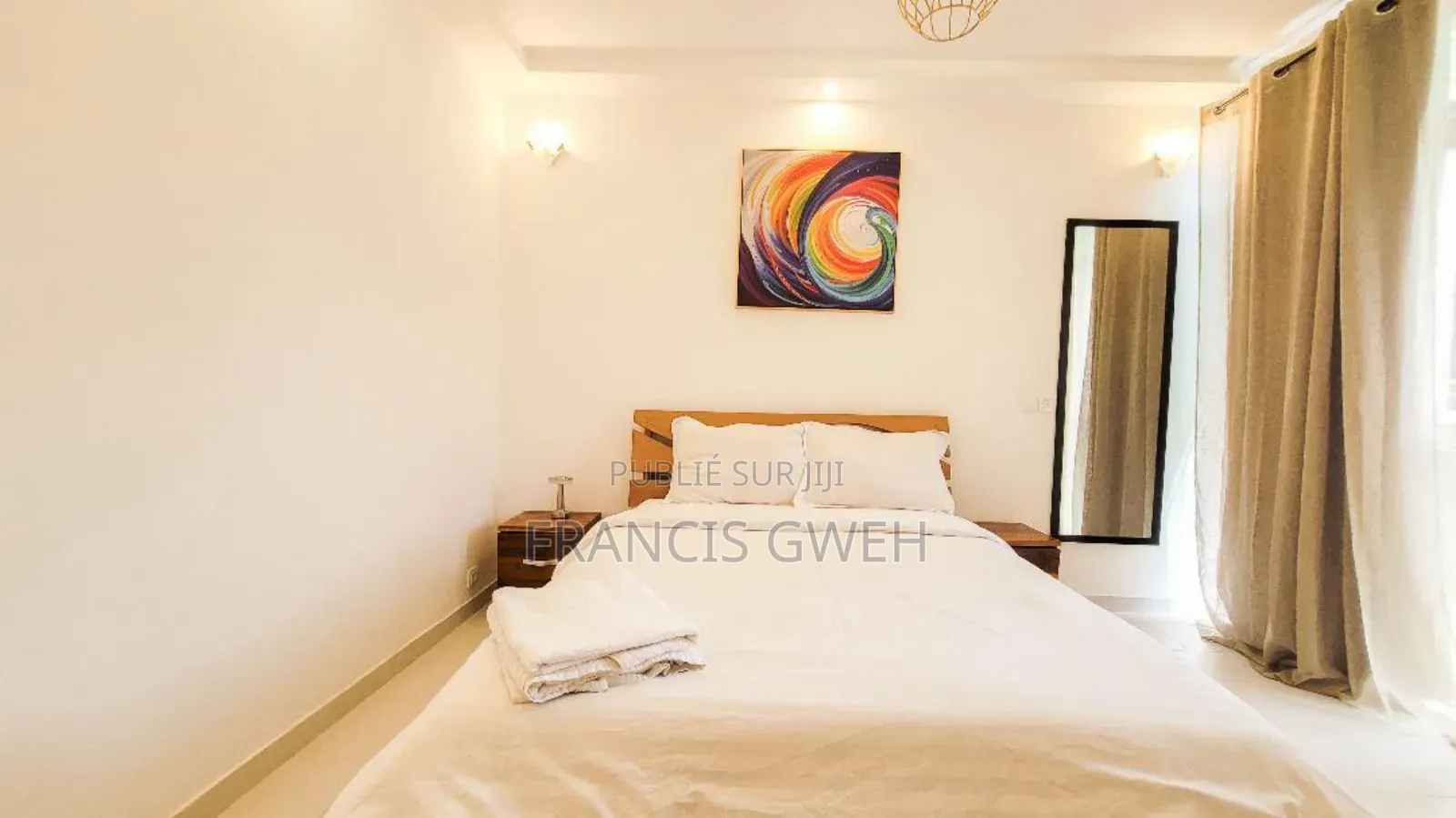 Furnished 4chbre Appartement dans Francis Gweh, Cocody à Louer