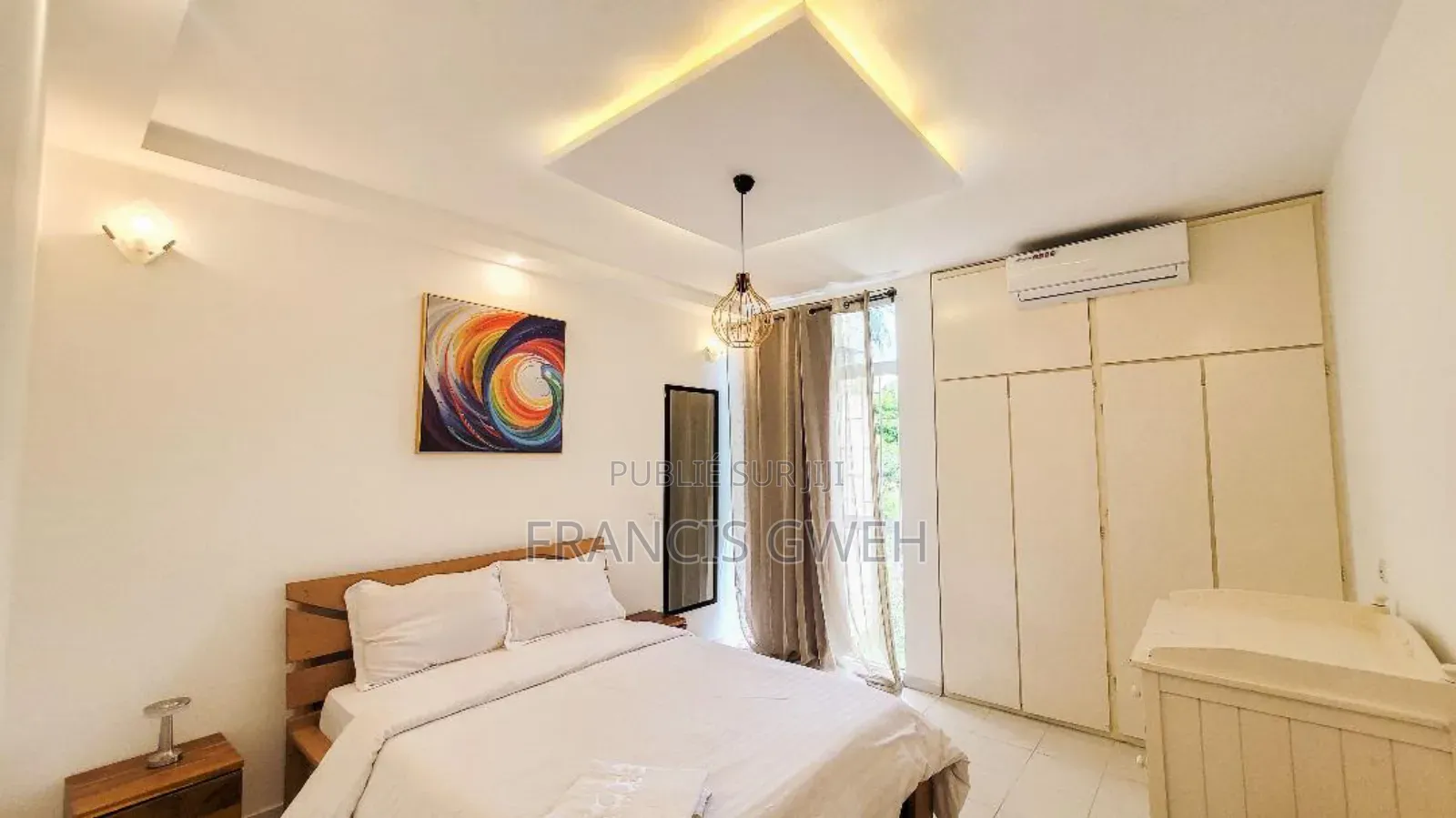 Furnished 4chbre Appartement dans Francis Gweh, Cocody à Louer