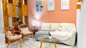 Furnished 2chbre Appartement dans Francis, Cocody à Louer