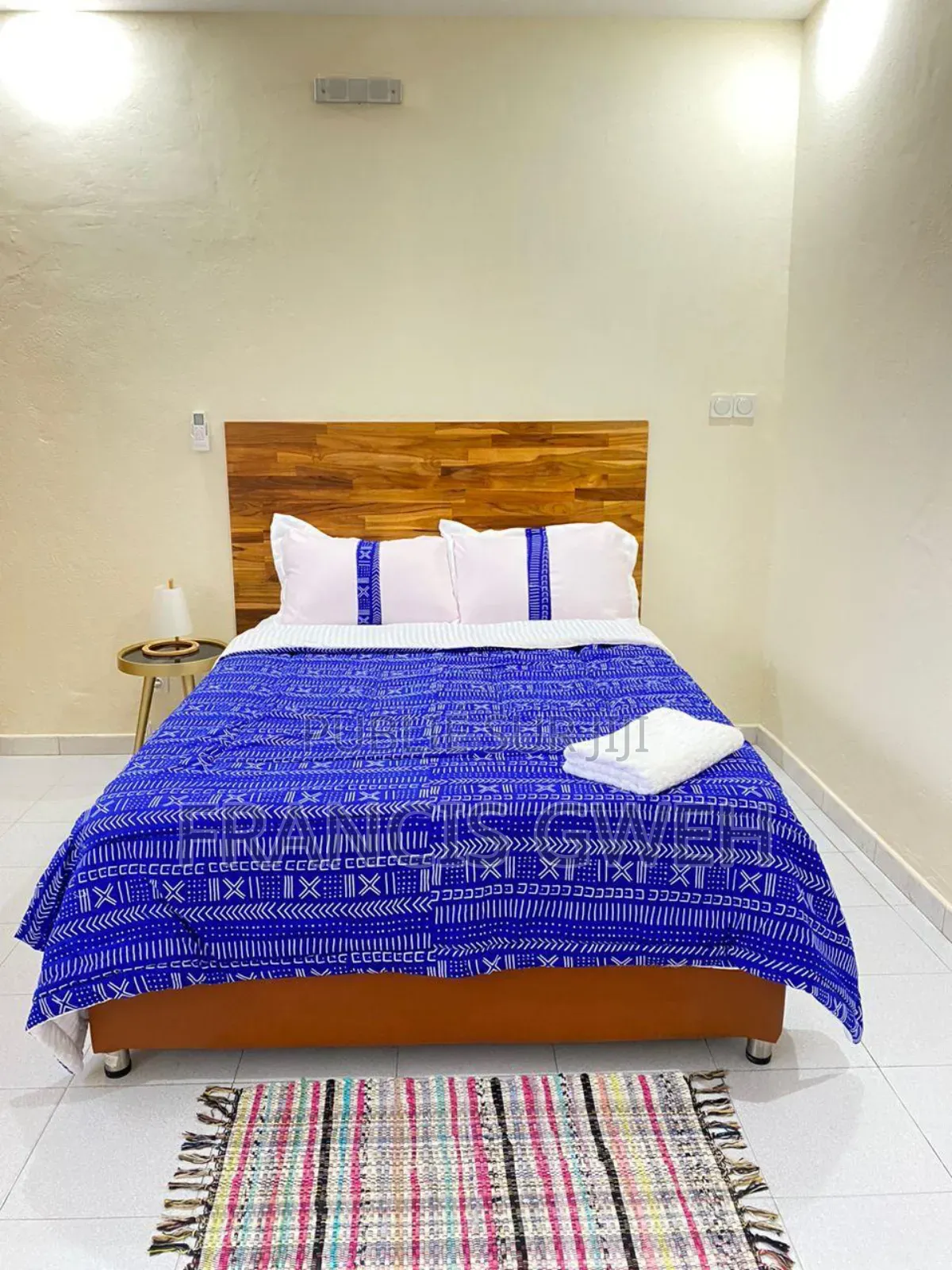 Furnished 2chbre Appartement dans Francis, Cocody à Louer