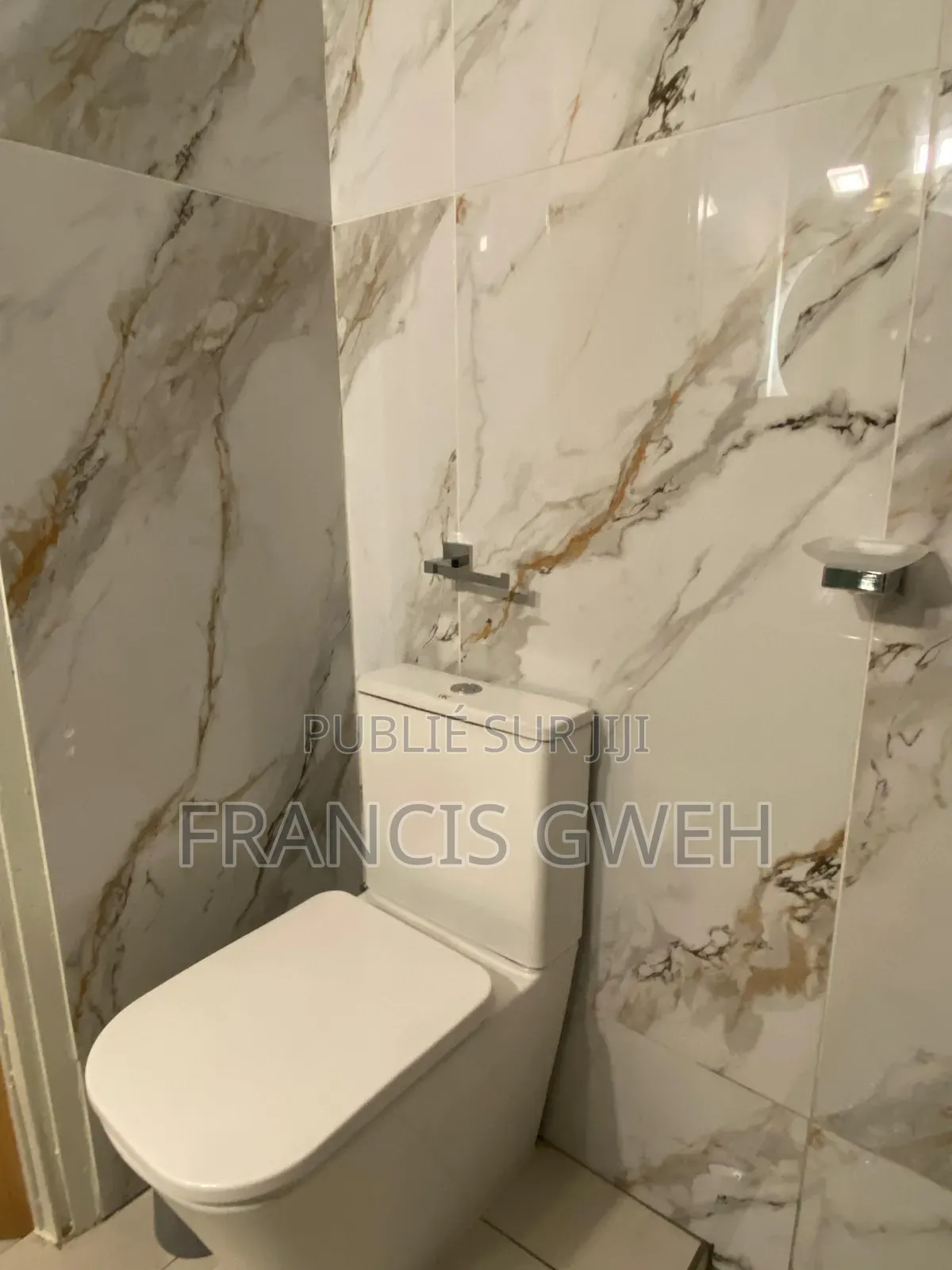 Furnished 2chbre Appartement dans Francis, Cocody à Louer