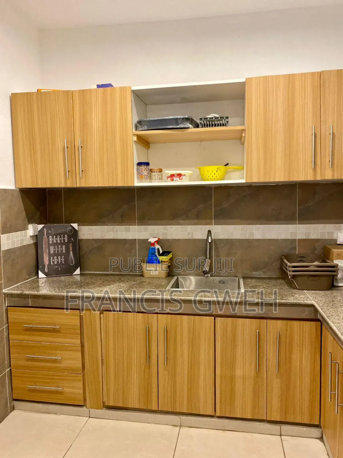 Furnished 2chbre Appartement dans Francis, Cocody à Louer