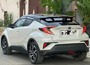 Toyota C-HR 2019 Blanc