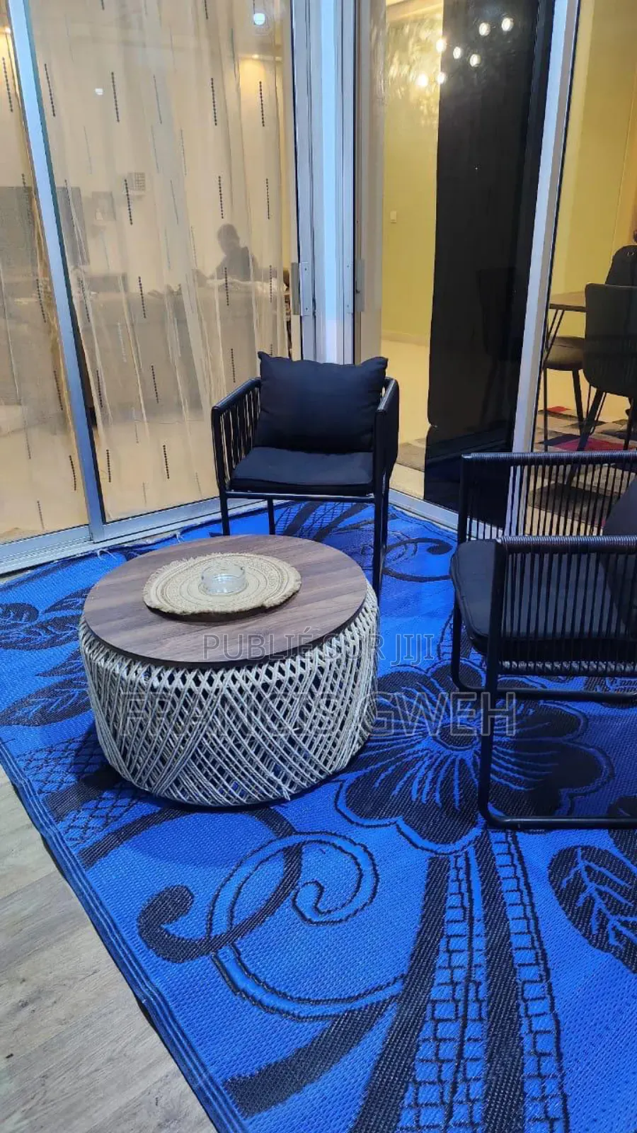 Furnished 2chbre Appartement dans Francis Gweh, Cocody à Louer