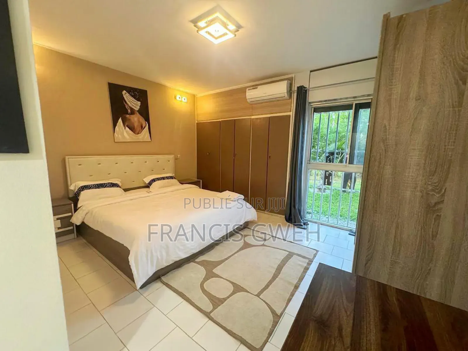 Furnished 2chbre Appartement dans Francis Gweh, Cocody à Louer