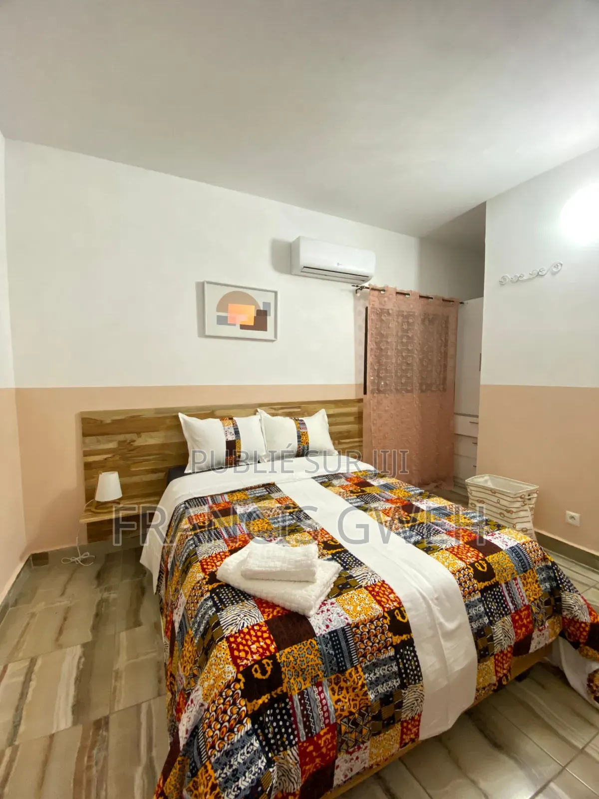 Furnished 2chbre Appartement dans Francis Gweh, Cocody à Louer