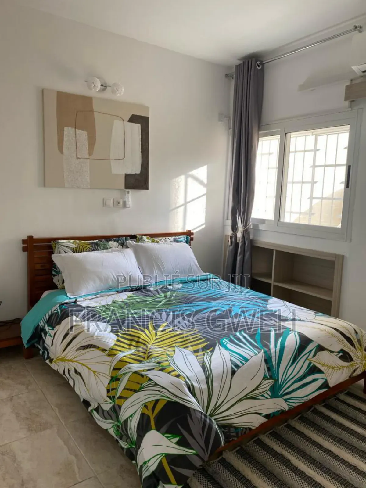 Furnished 3chbre Appartement dans Francis Gweh, Cocody à Louer