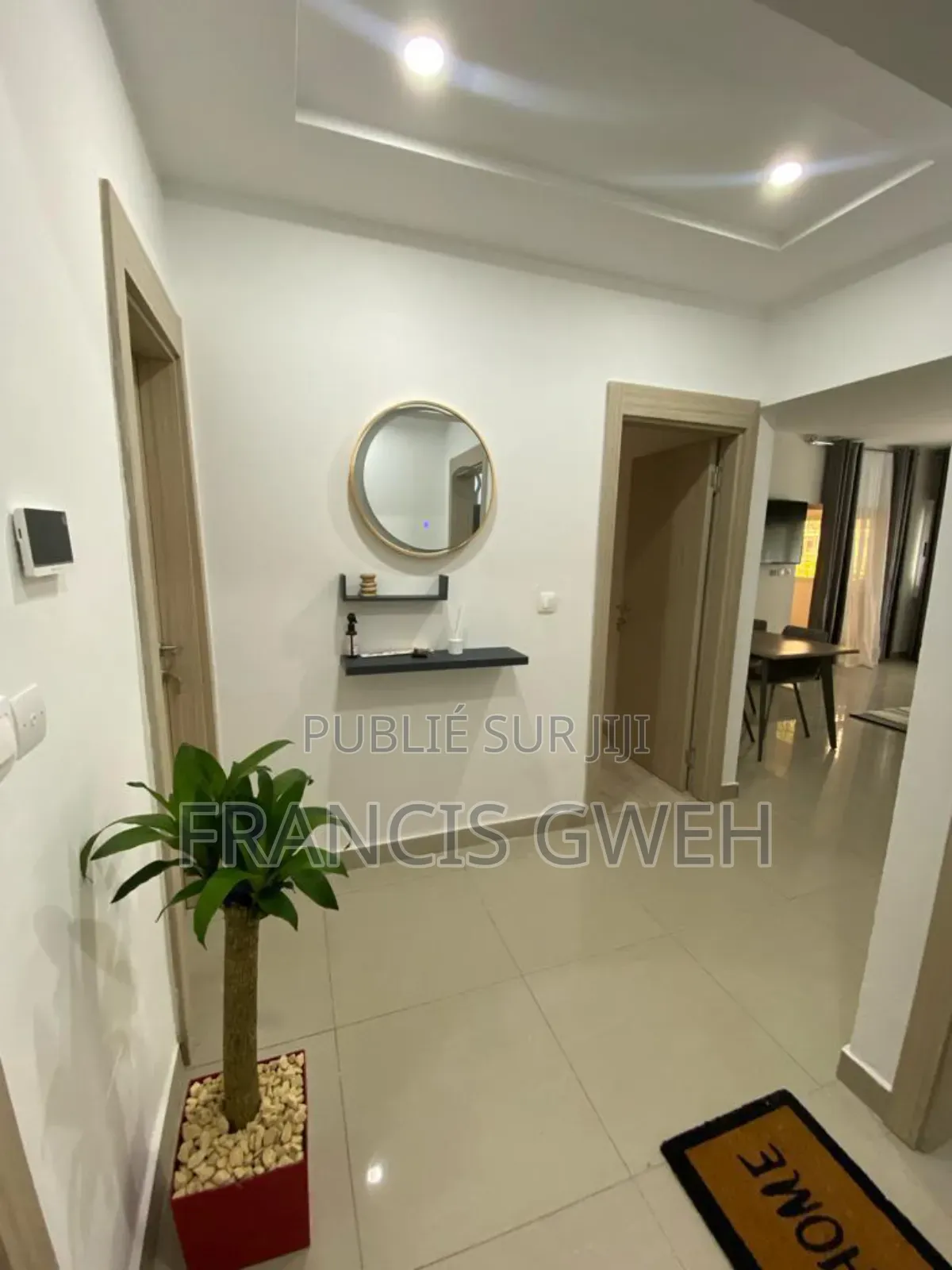 Furnished 3chbre Appartement dans Francis Gweh, Cocody à Louer