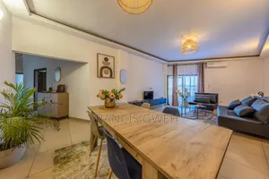 Furnished 2chbre Appartement dans Cocody Danga à Louer