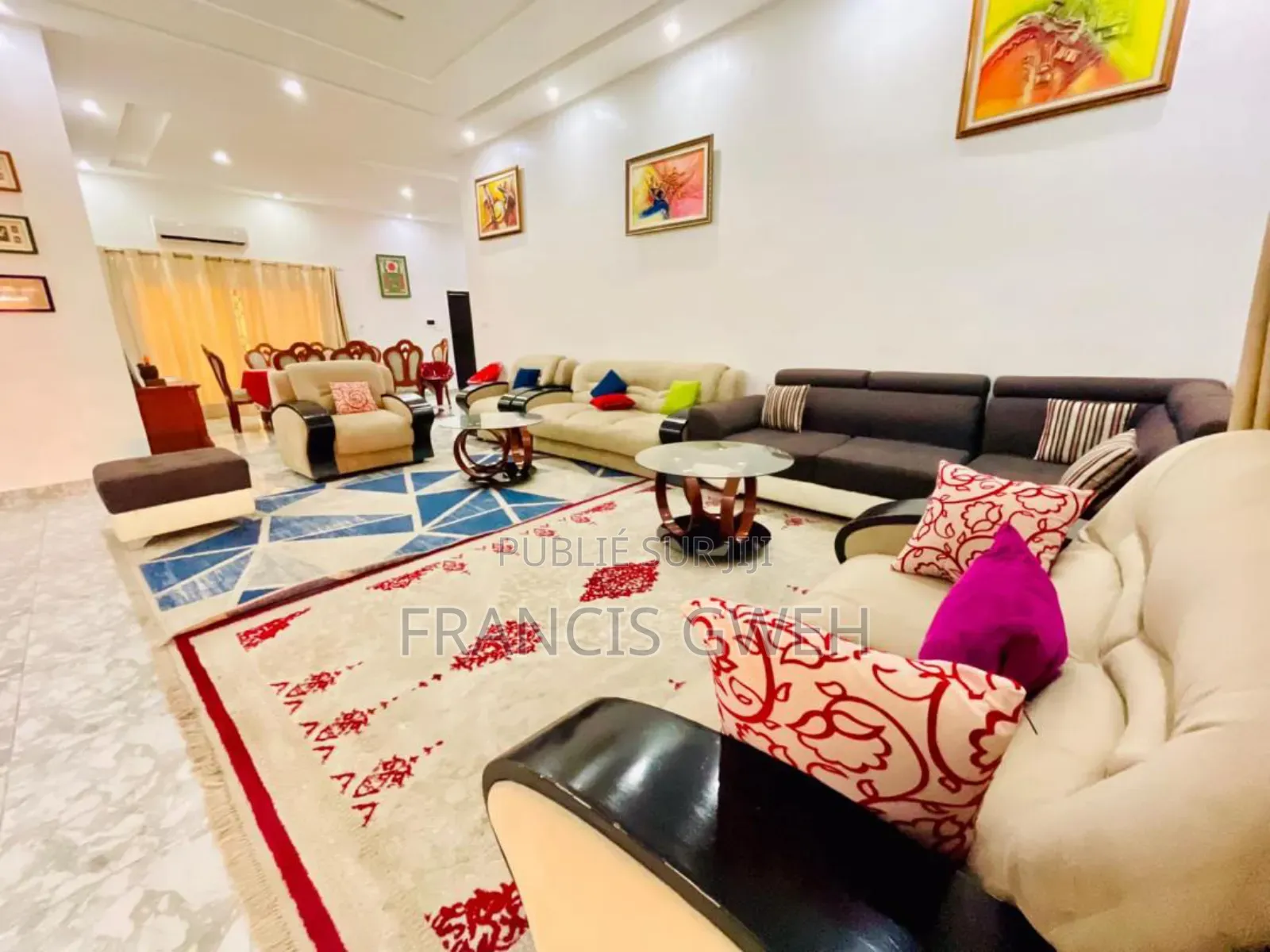 Furnished 4chbre Villa dans Francis Gweh, Cocody à Louer