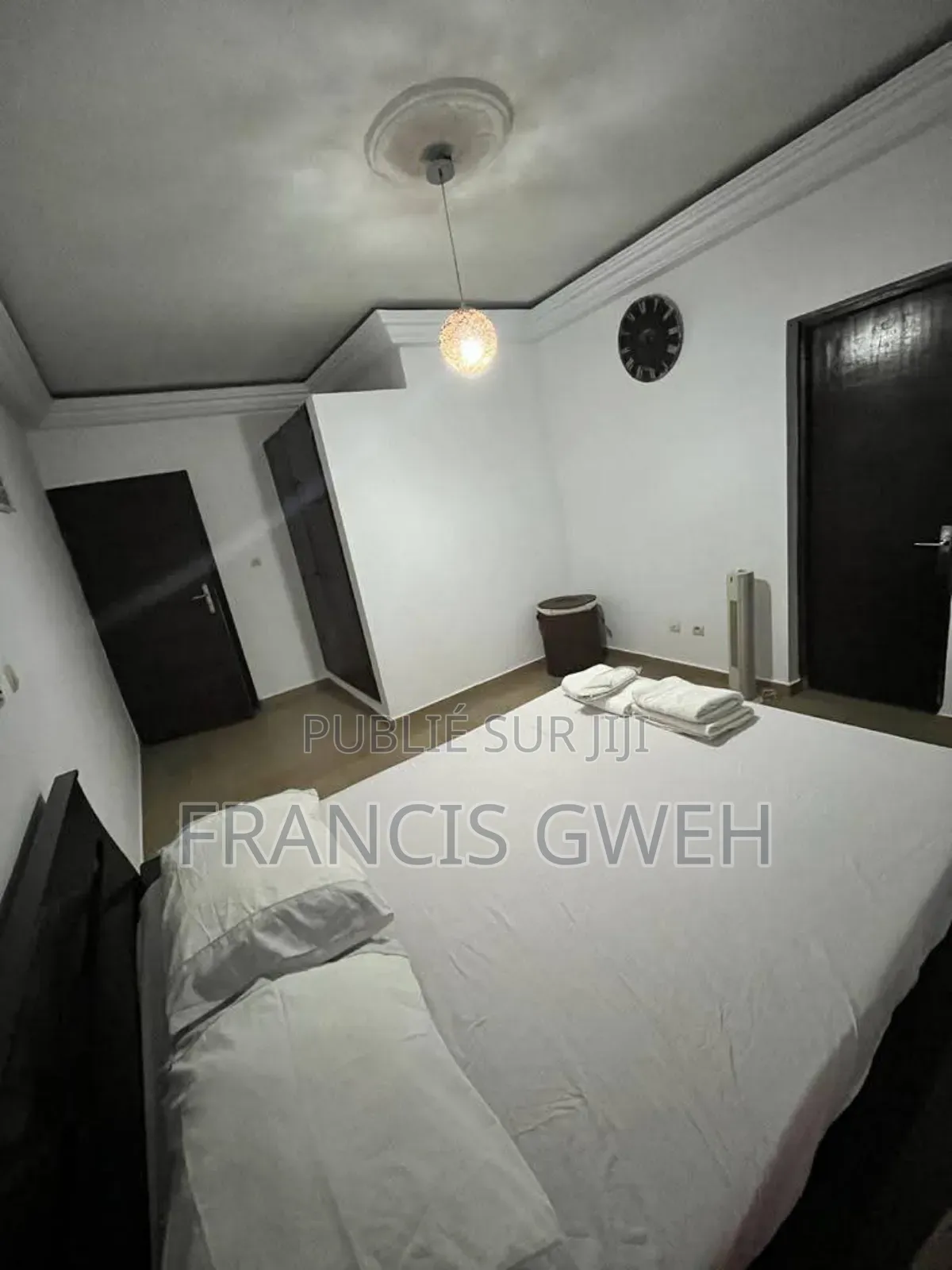 Furnished 2chbre Appartement dans Francis Gweh, Cocody à Louer