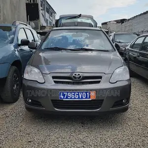 Photo - Toyota Corolla 2002 Gris