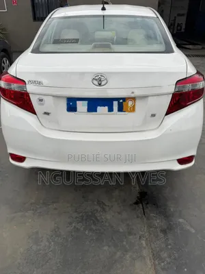 Toyota Yaris 2016 Blanc