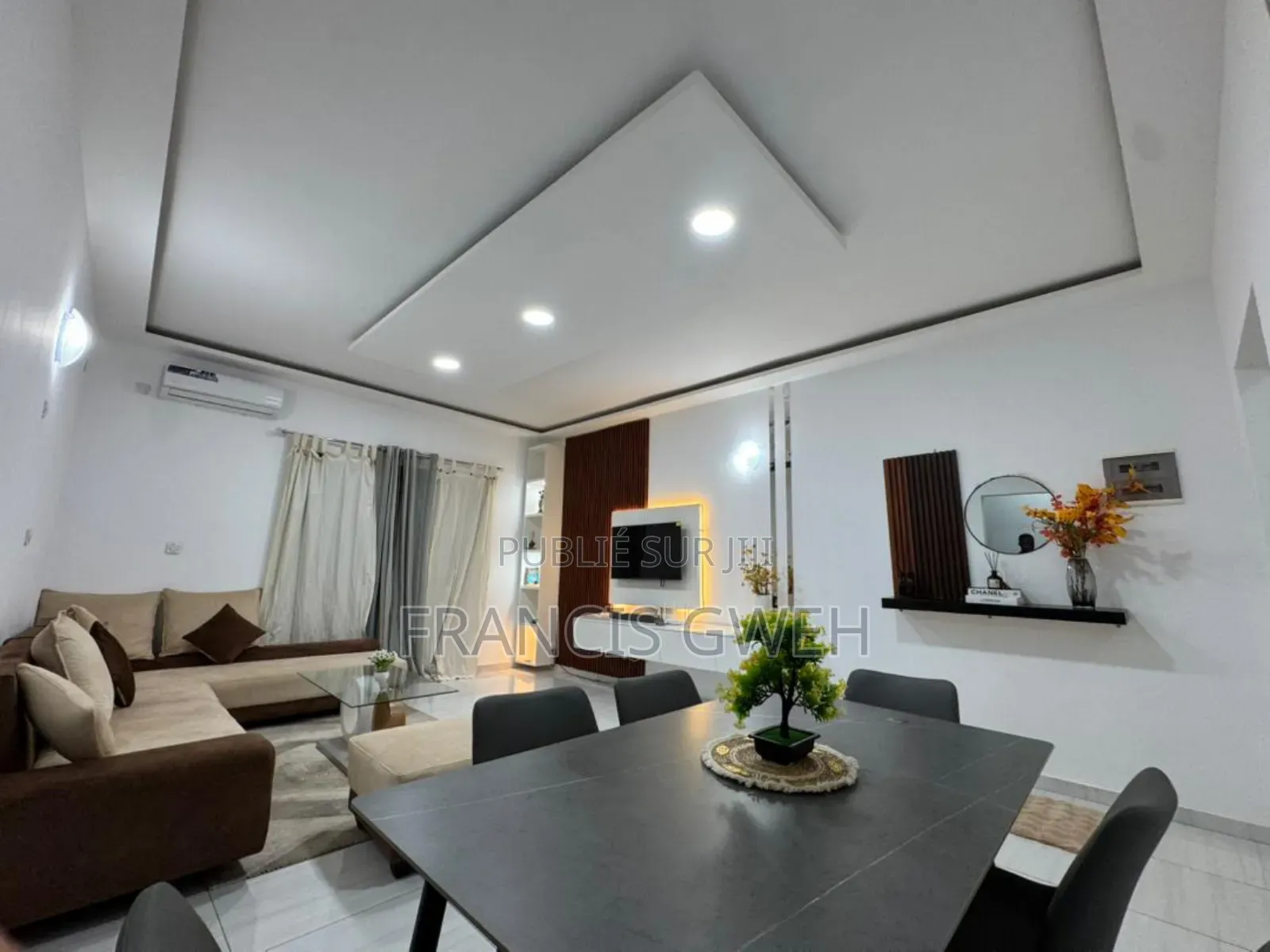 Furnished 1chbre Appartement dans Francis Gweh, Cocody à Louer