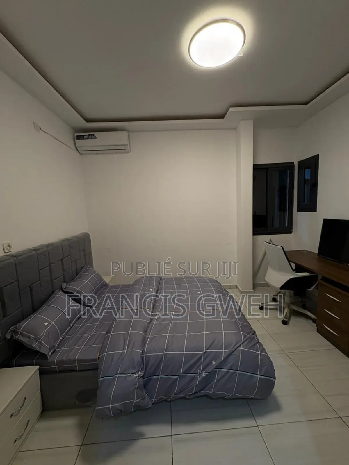 Furnished 1chbre Appartement dans Francis Gweh, Cocody à Louer