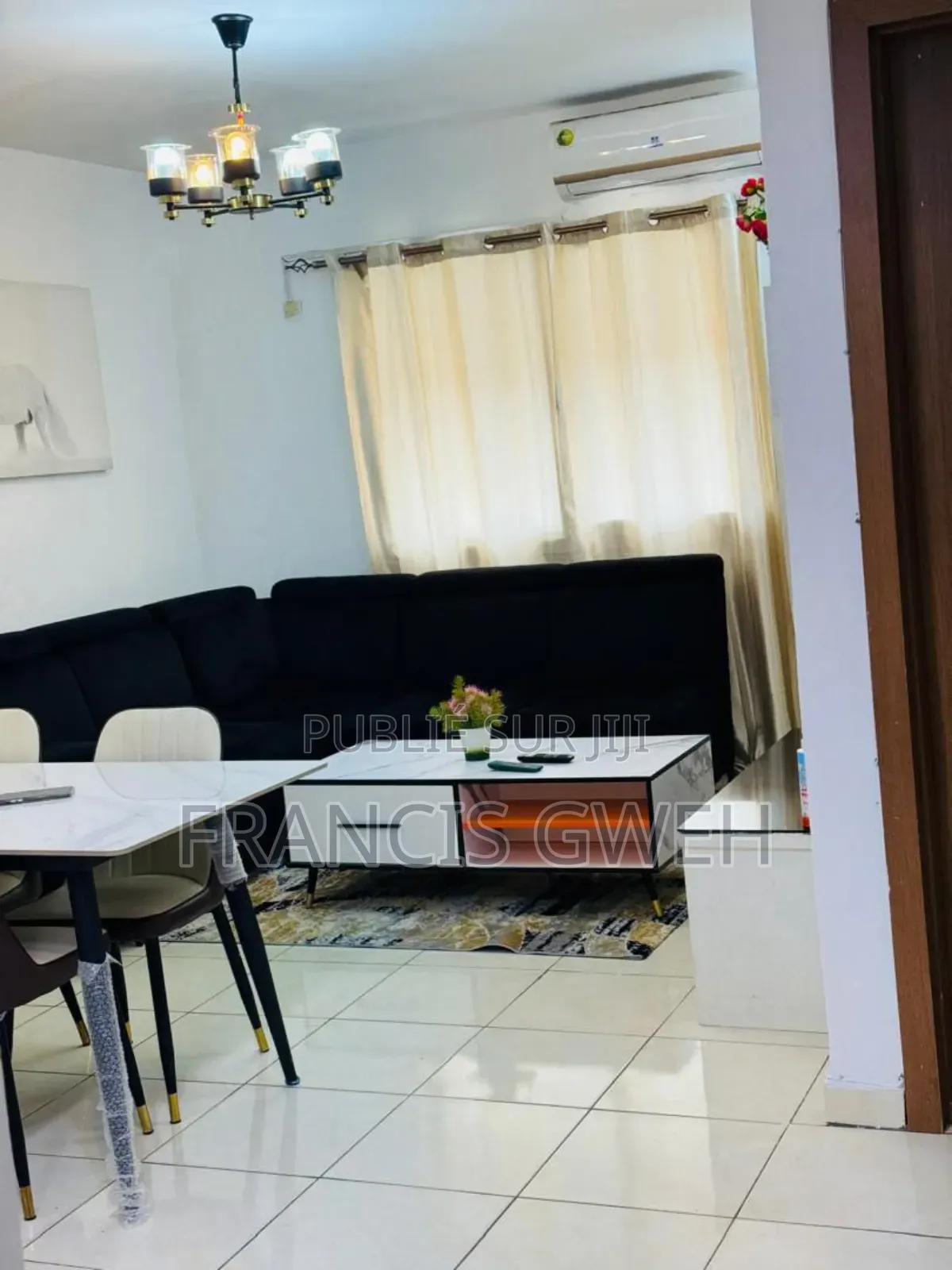 Furnished 3chbre Appartement dans Francis Gweh, Cocody à Louer