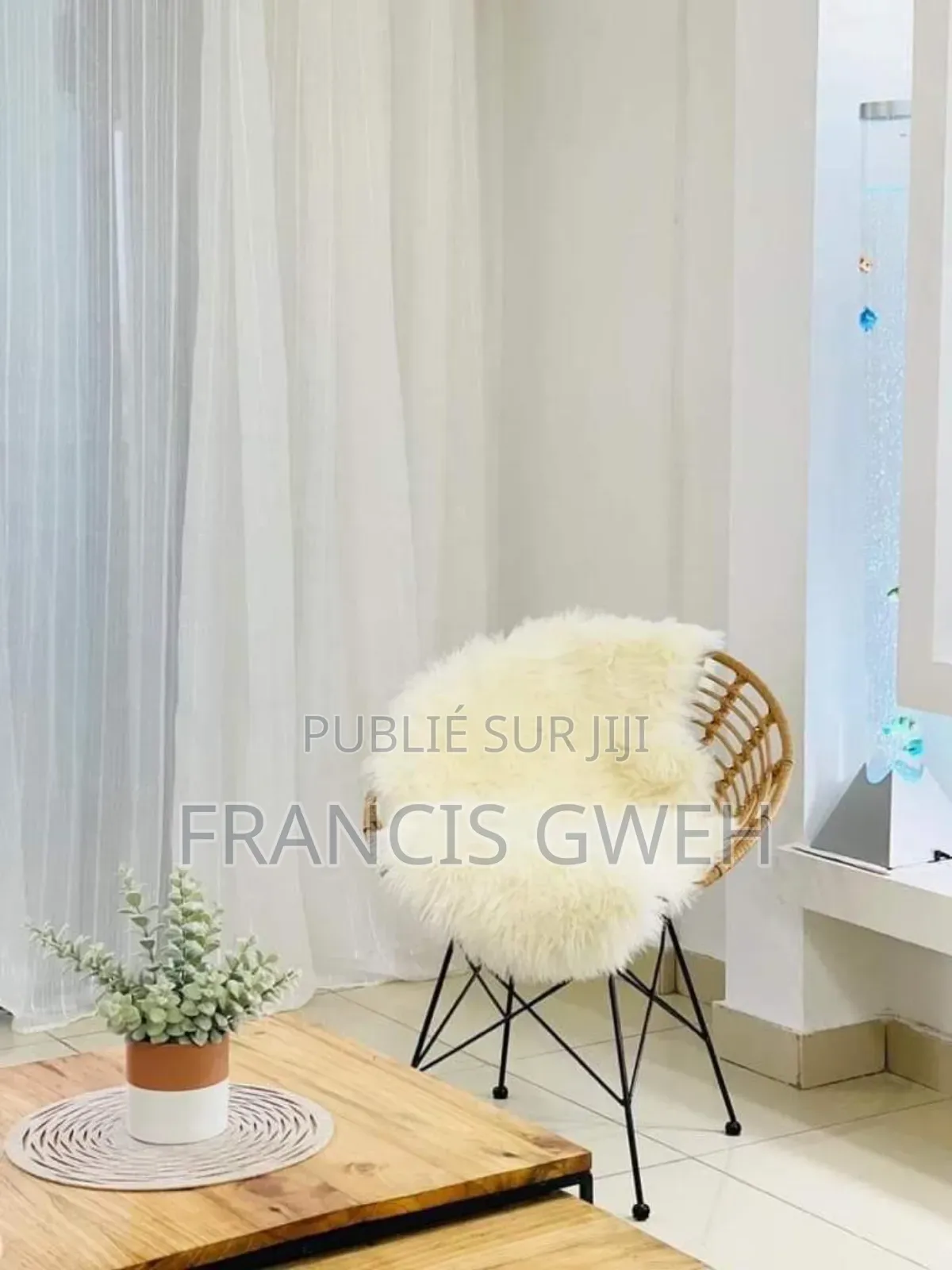 Furnished 1chbre Appartement dans Francis Gweh, Cocody à Louer