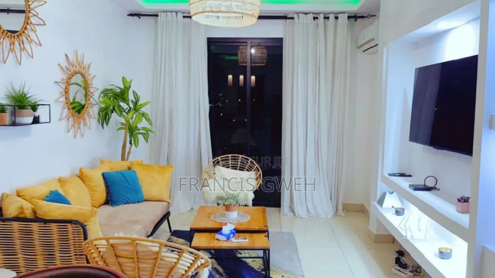 Furnished 1chbre Appartement dans Francis Gweh, Cocody à Louer