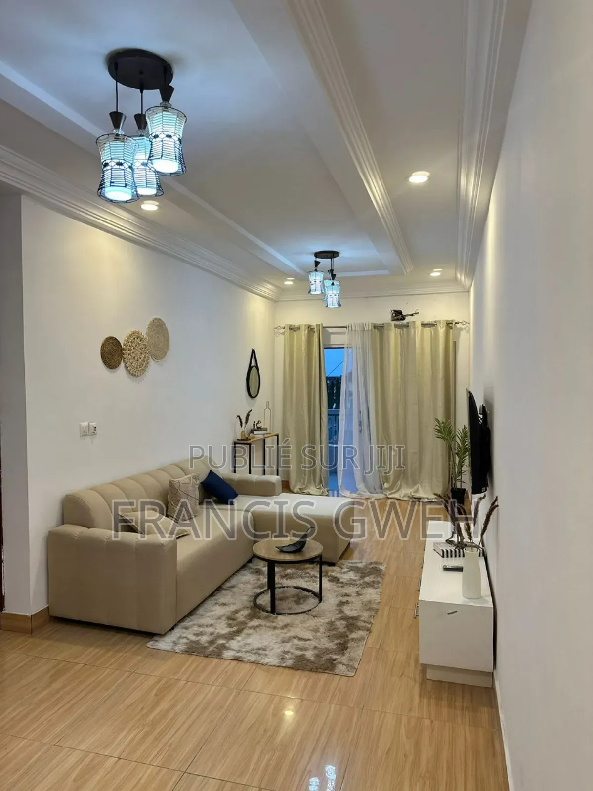 Furnished 1chbre Appartement dans Francis, Cocody à Louer