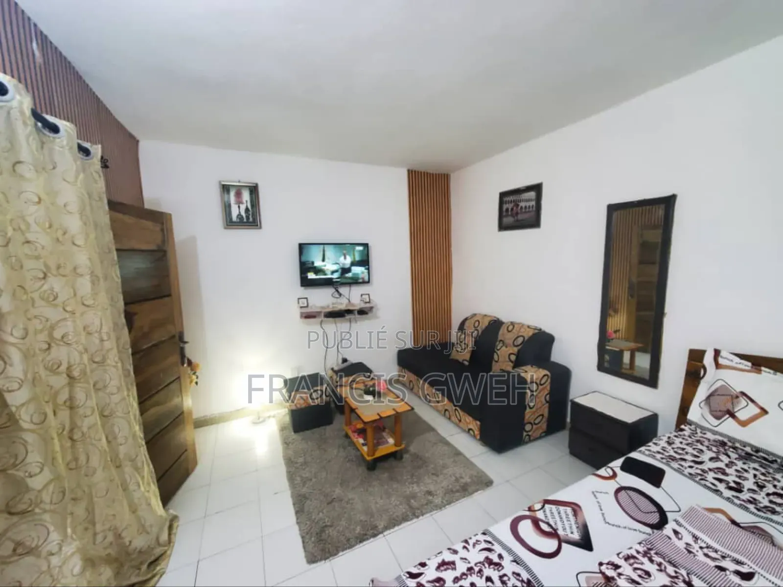 Furnished 1chbre Studio dans Francis Gweh, Cocody à Louer