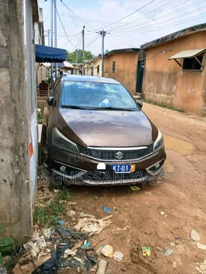 Suzuki Ciaz 2021 Marron