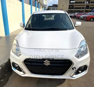 Photo - Suzuki Dzire 2023 Blanc
