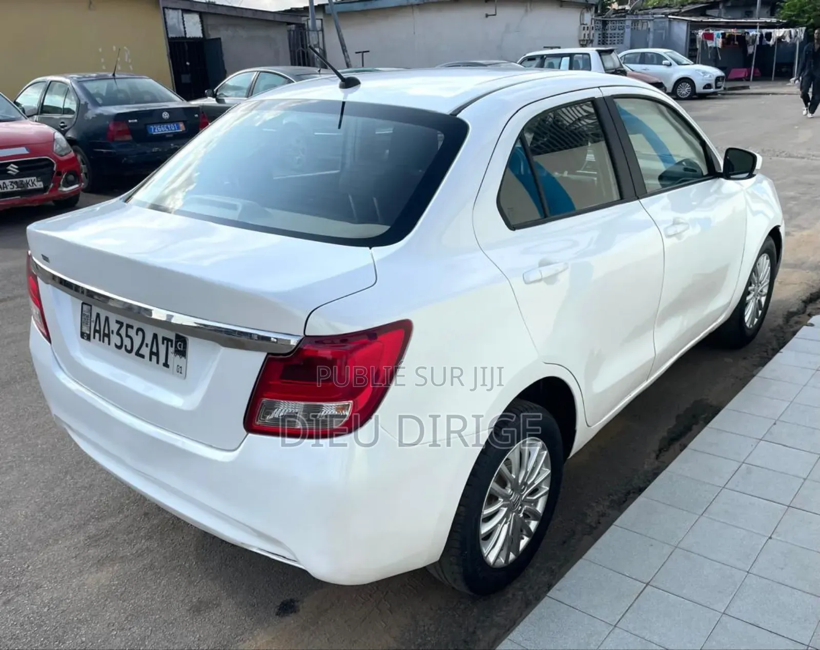 Suzuki Dzire 2023 Blanc
