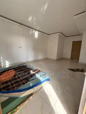 2chbre Appartement dans Francis Gweh, Cocody à Louer