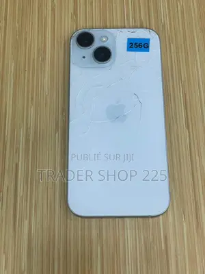 Photo - Apple iPhone 15 256 GB Black