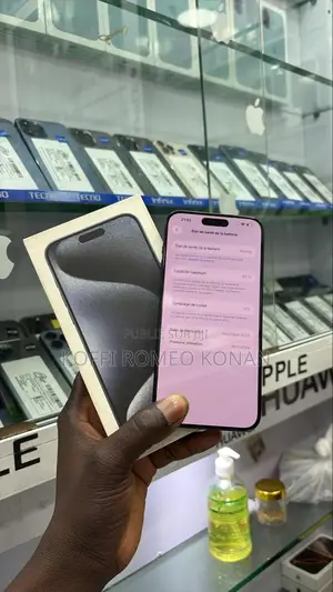 Photo - New Apple iPhone 15 Pro Max 256 GB Blue