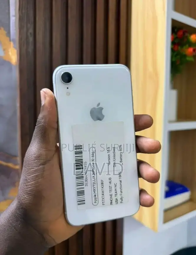 New Apple XR 64 GB Blanc