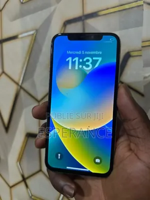 Photo - Apple iPhone X 64 GB Blanc