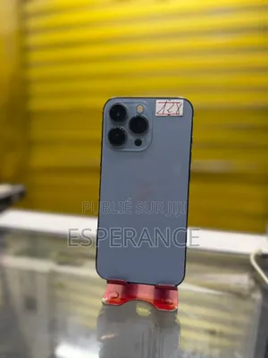 Photo - Apple iPhone 13 Pro 128 GB Blue