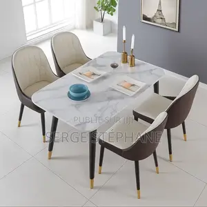 Table À Manger 4 Places