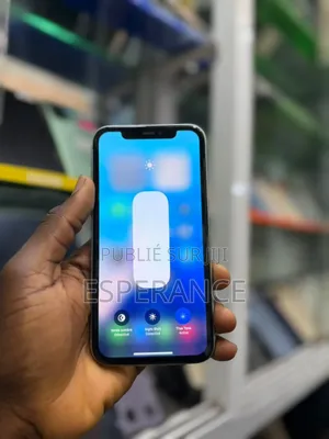 Apple iPhone 11 64 GB Vert