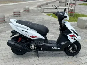 Yamaha R3 2022 Blanc