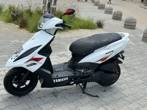 Yamaha R3 2022 Blanc