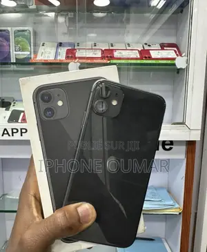 Photo - New Apple iPhone 11 64 GB Black