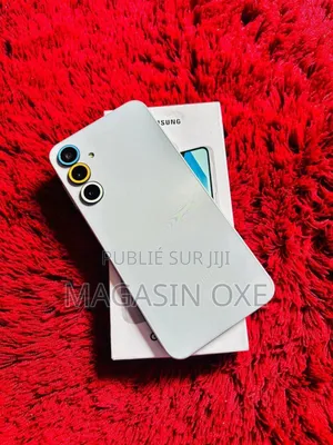 Photo - New Samsung Galaxy A16 128 GB Blanc
