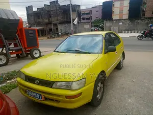 Toyota Corolla II 1999 Jaune