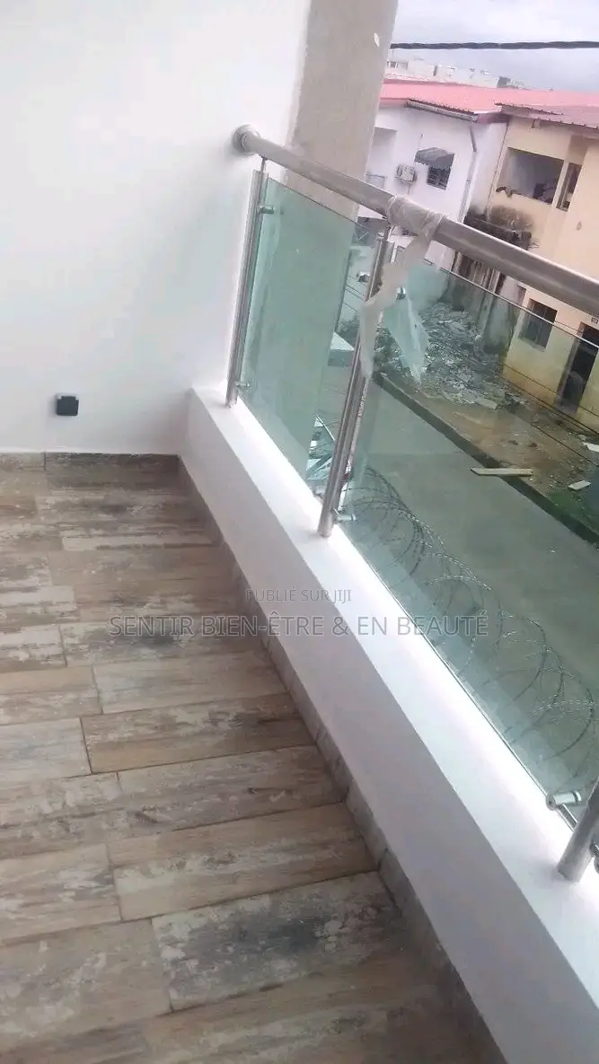 4chbre Maison dans Location, Bingerville à Vendre